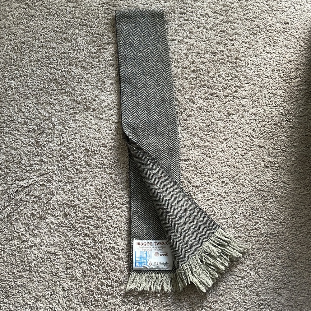 Vintage Handwoven Irish pure wool scarf Magee Tweed 54X10 in Donegal Ireland